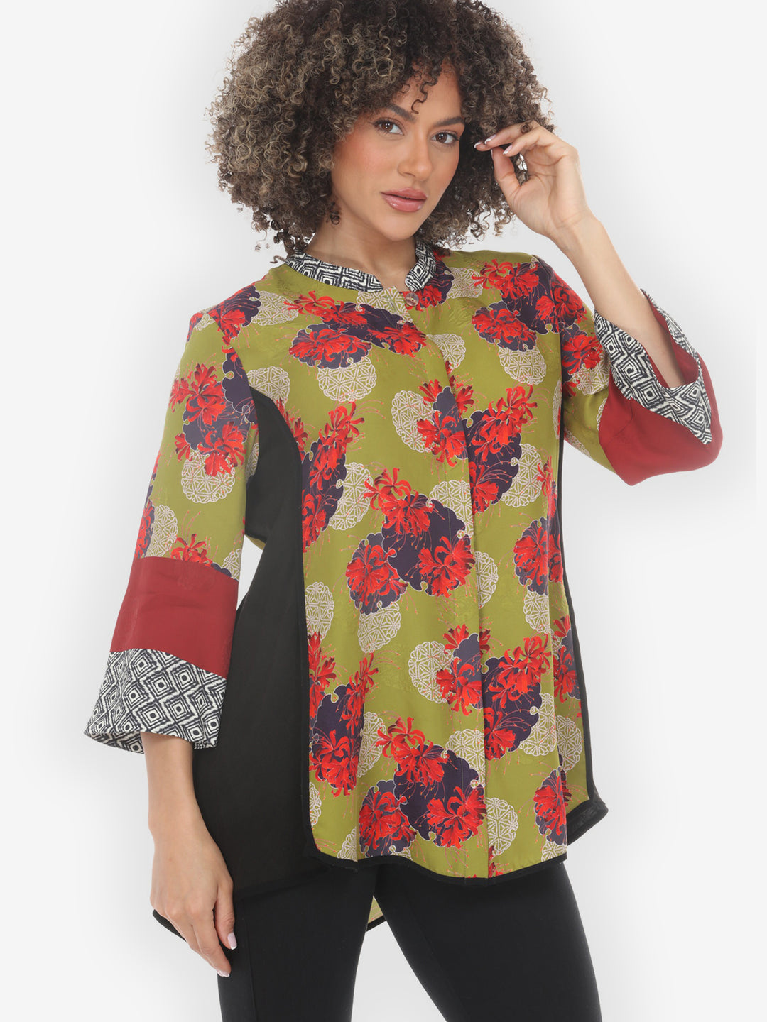 Flower Joy Garden Silk Tummy Tuck Shirt