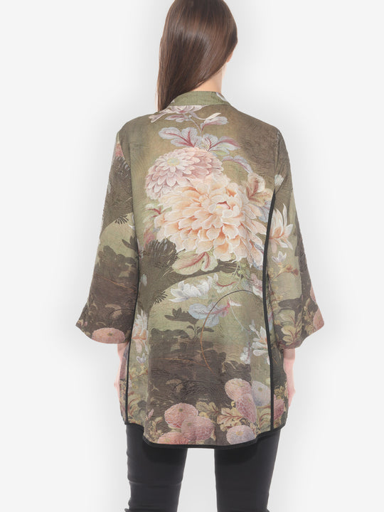 Mums in Woodland Silk Tummy Tuck Shirt