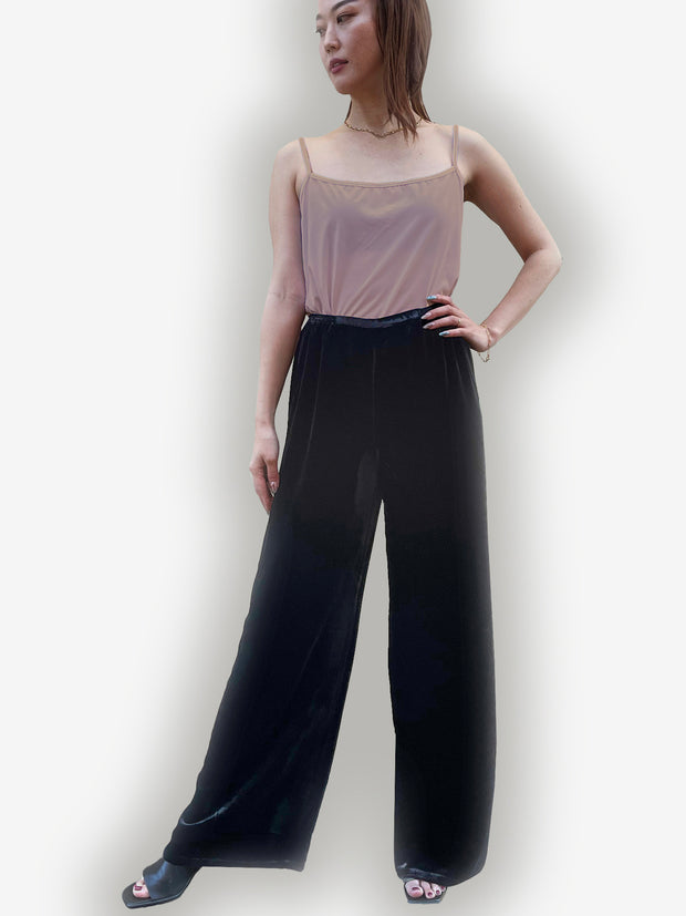 Relaxed Velvet Pant